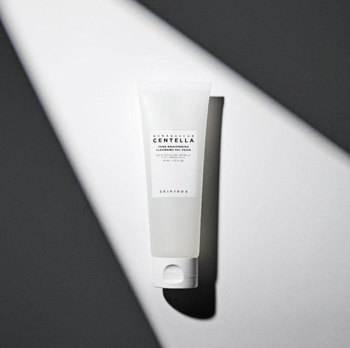 Tone Brightening Cleansing Gel Foam